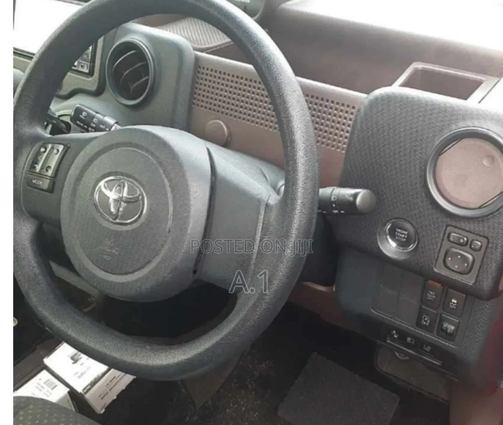 Toyota Porte 2018 White