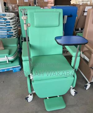 Manual Dialysis Chair - thumbnail 2