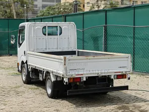 Nissan Atlas 2018