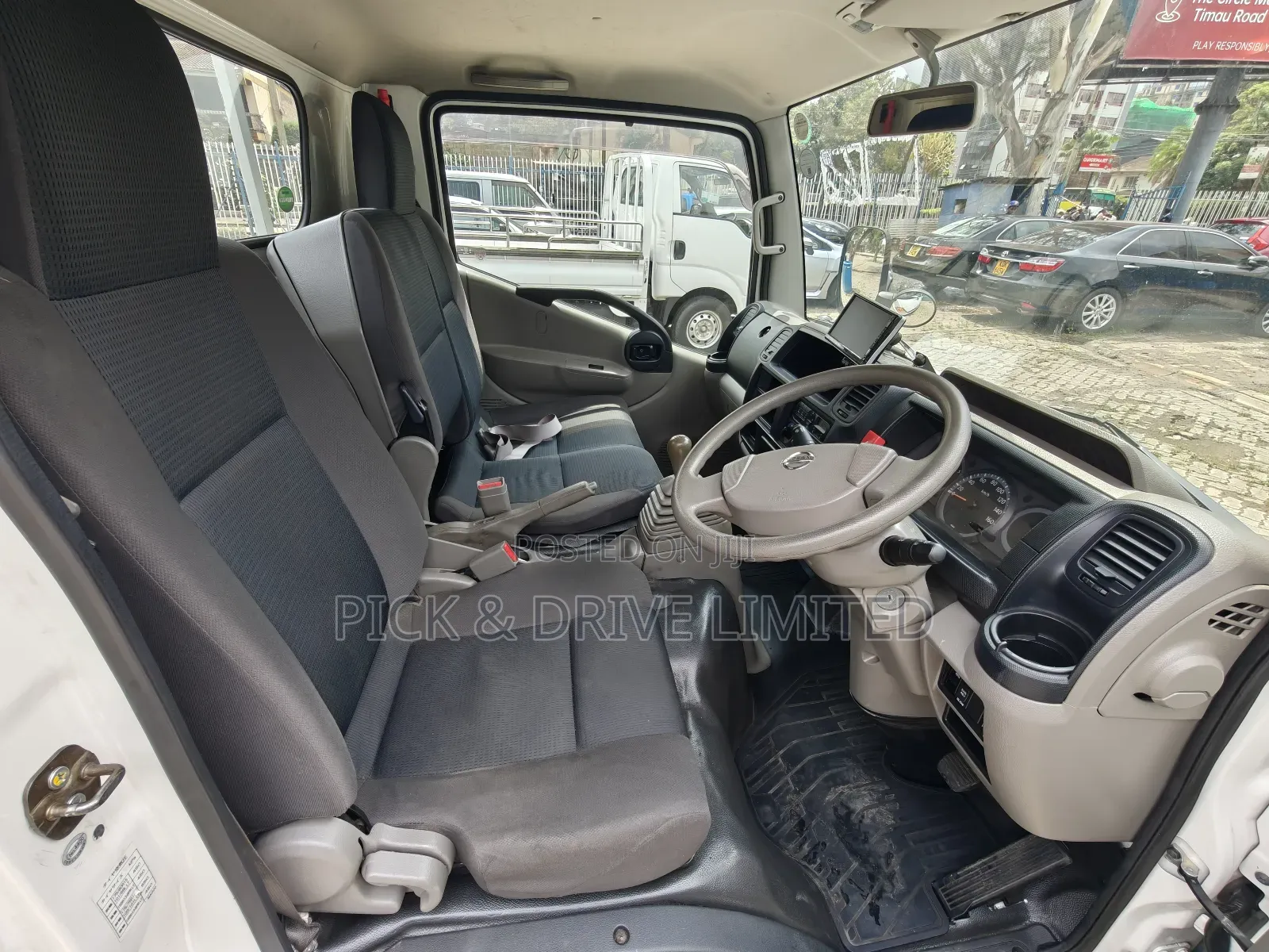 Nissan Atlas 2018
