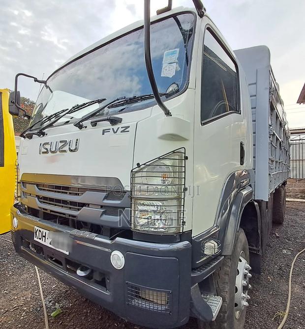 Isuzu FVZ Truck - thumbnail 2