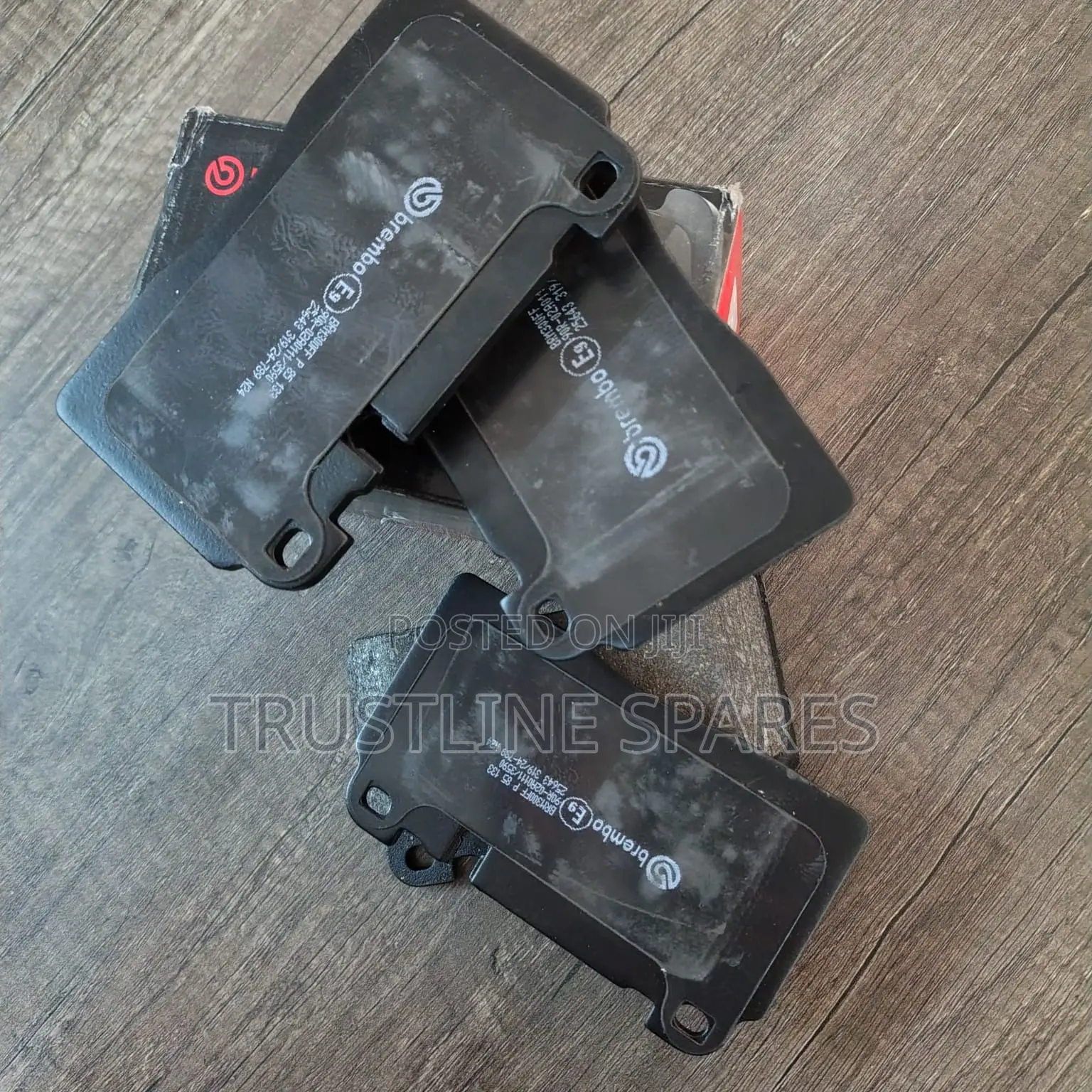Brembo Front Brake Pads for Audi Q5, Q7 Vw Touareg