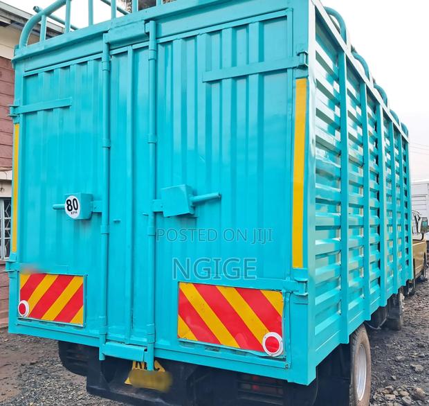 Isuzu NMR-Lorry - thumbnail 4