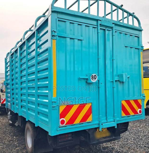 Isuzu NMR-Lorry - thumbnail 5