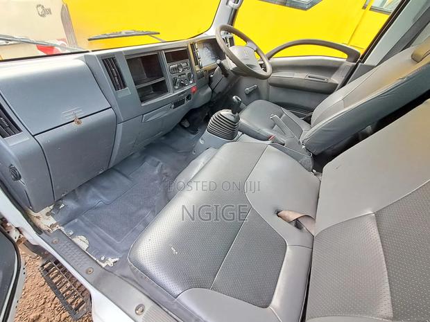 Isuzu NMR-Lorry - thumbnail 7