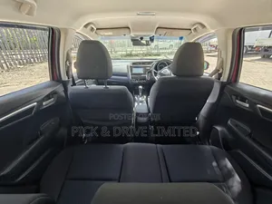 Honda Fit EX 2018 Pink