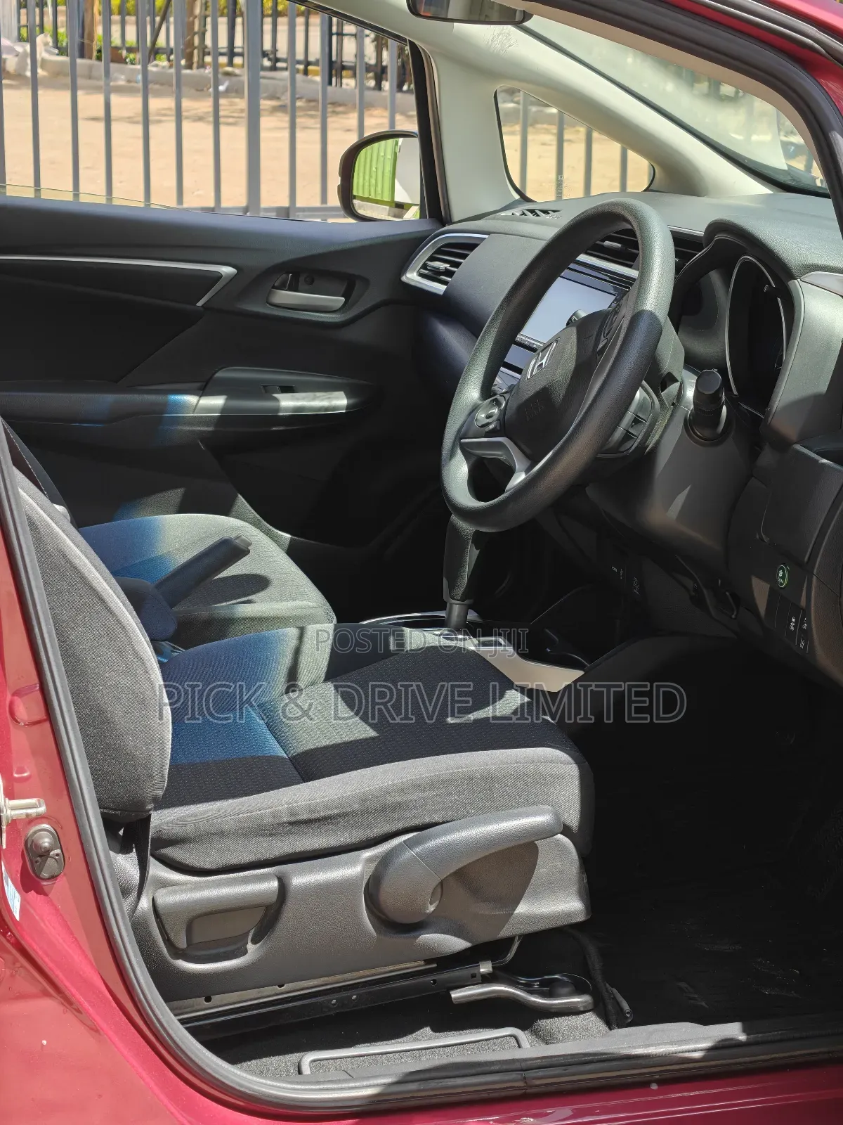 Honda Fit EX 2018 Pink