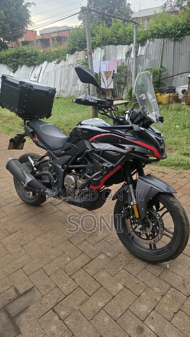 Voge 300DS 2023 Black - main view