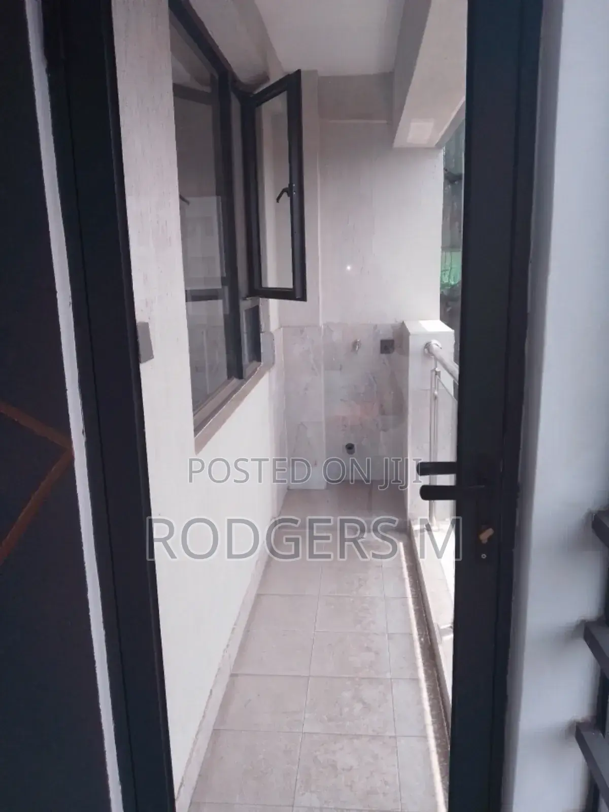 2bdrm Apartment in Valley Arcade for rent