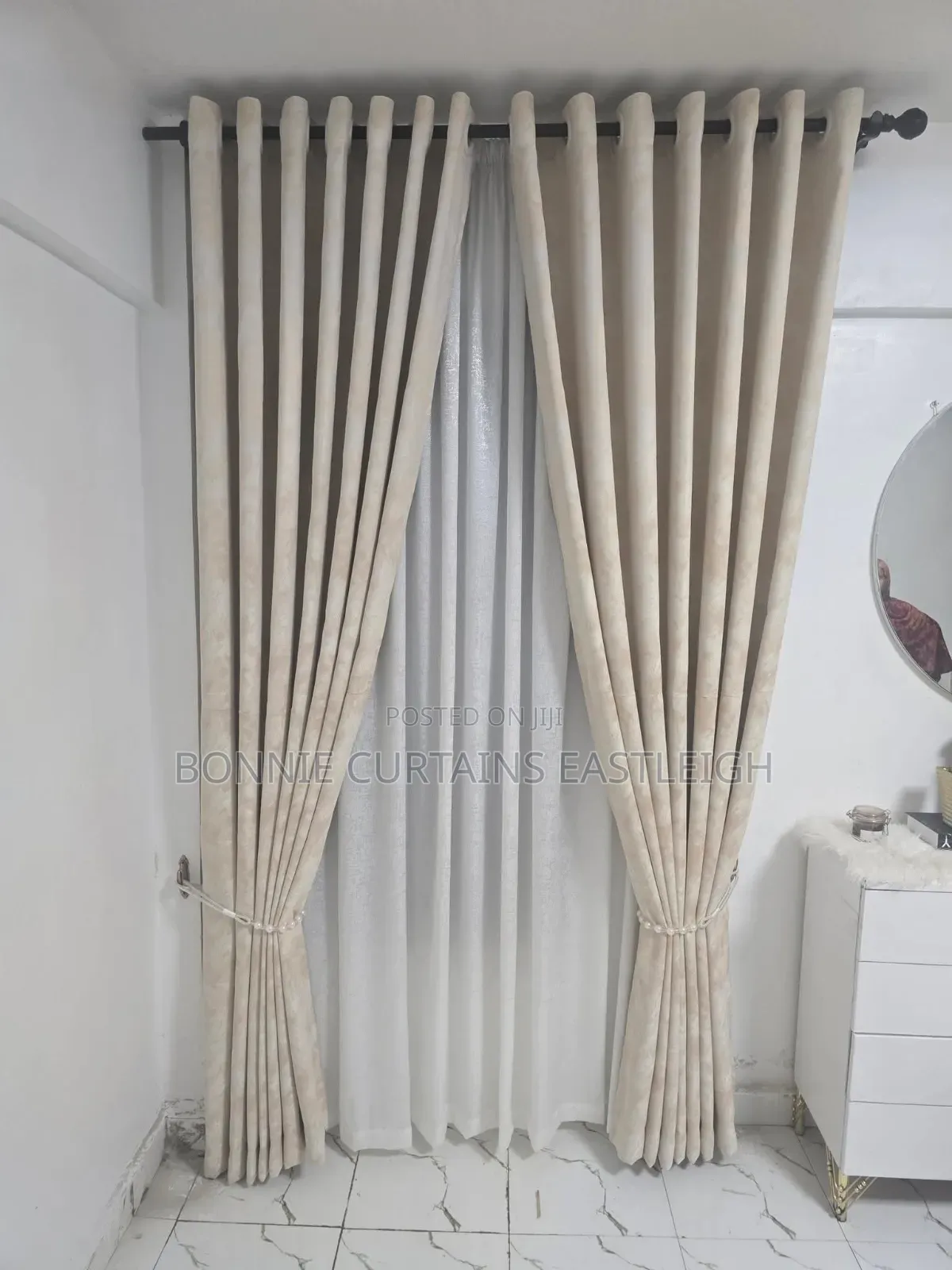 Good Looking Curtains for Living Rooms