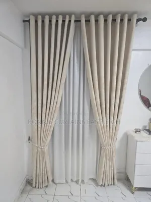 Good Looking Curtains for Living Rooms