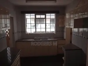 3bdrm Apartment in Valley Arcade for rent