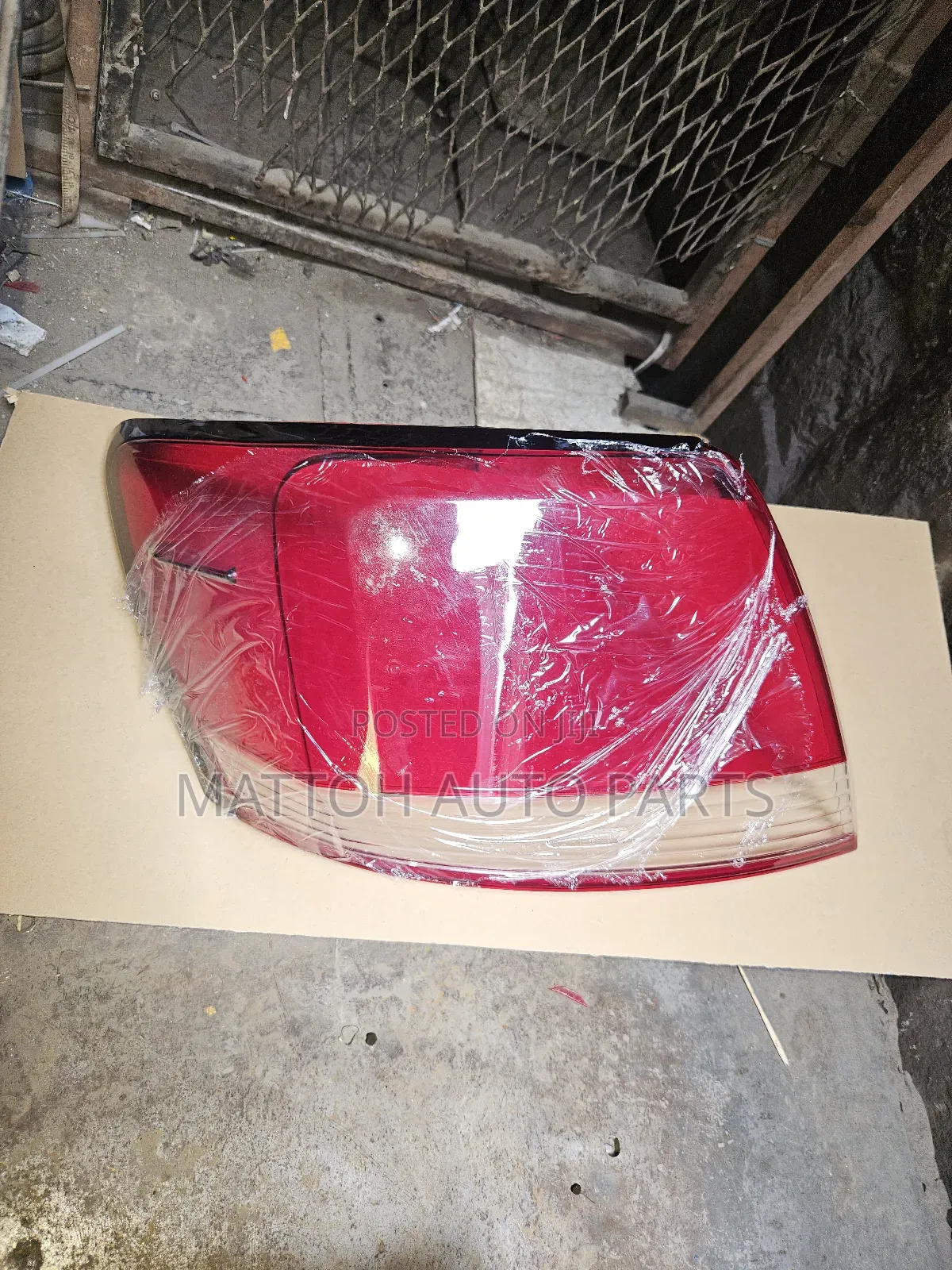 Tailight Allion 270