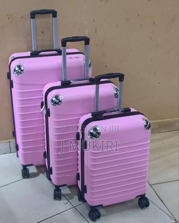 3 in 1 Luxurious Fibre Suitcase - thumbnail 2
