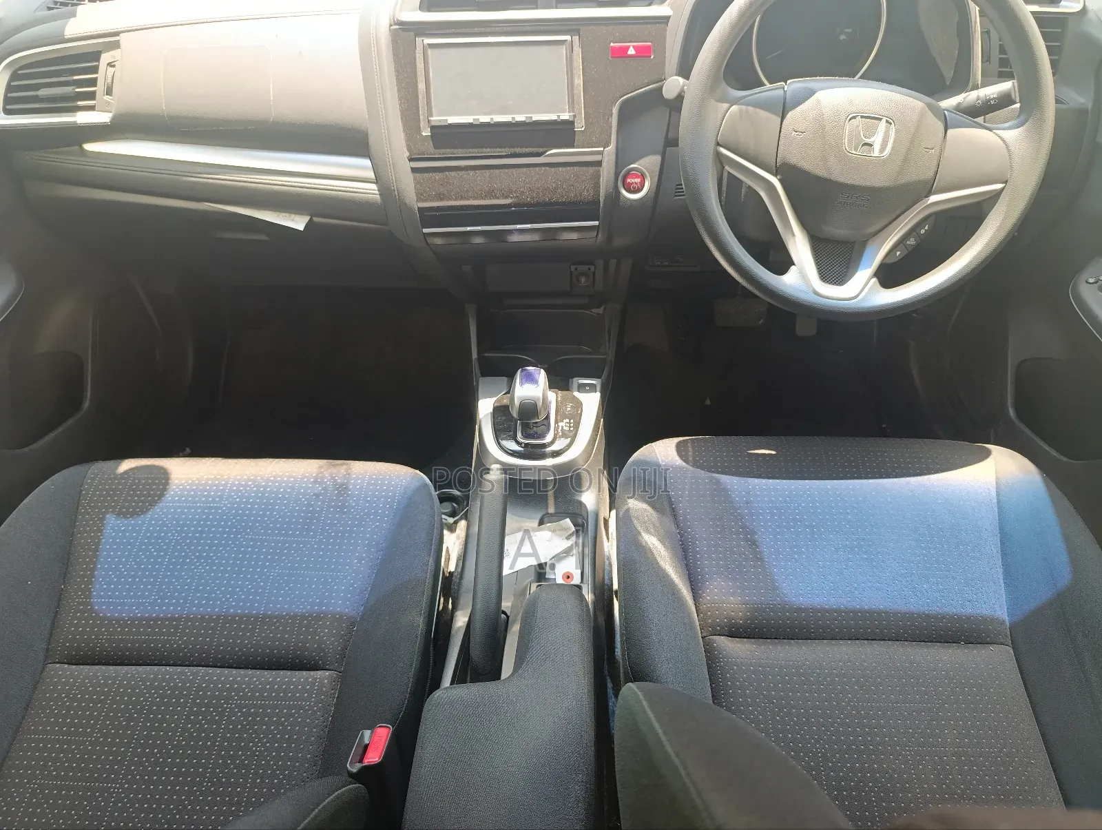 Honda Fit Shuttle 1.5 Hybrid 2WD 2018 Pearl