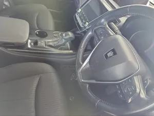 Toyota Crown 2019 Silver