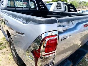 Toyota Hilux Revo Single Cab Deisel 2.4 RWD 2018 Gray