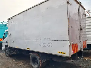 Mitsubishi Canter Truck