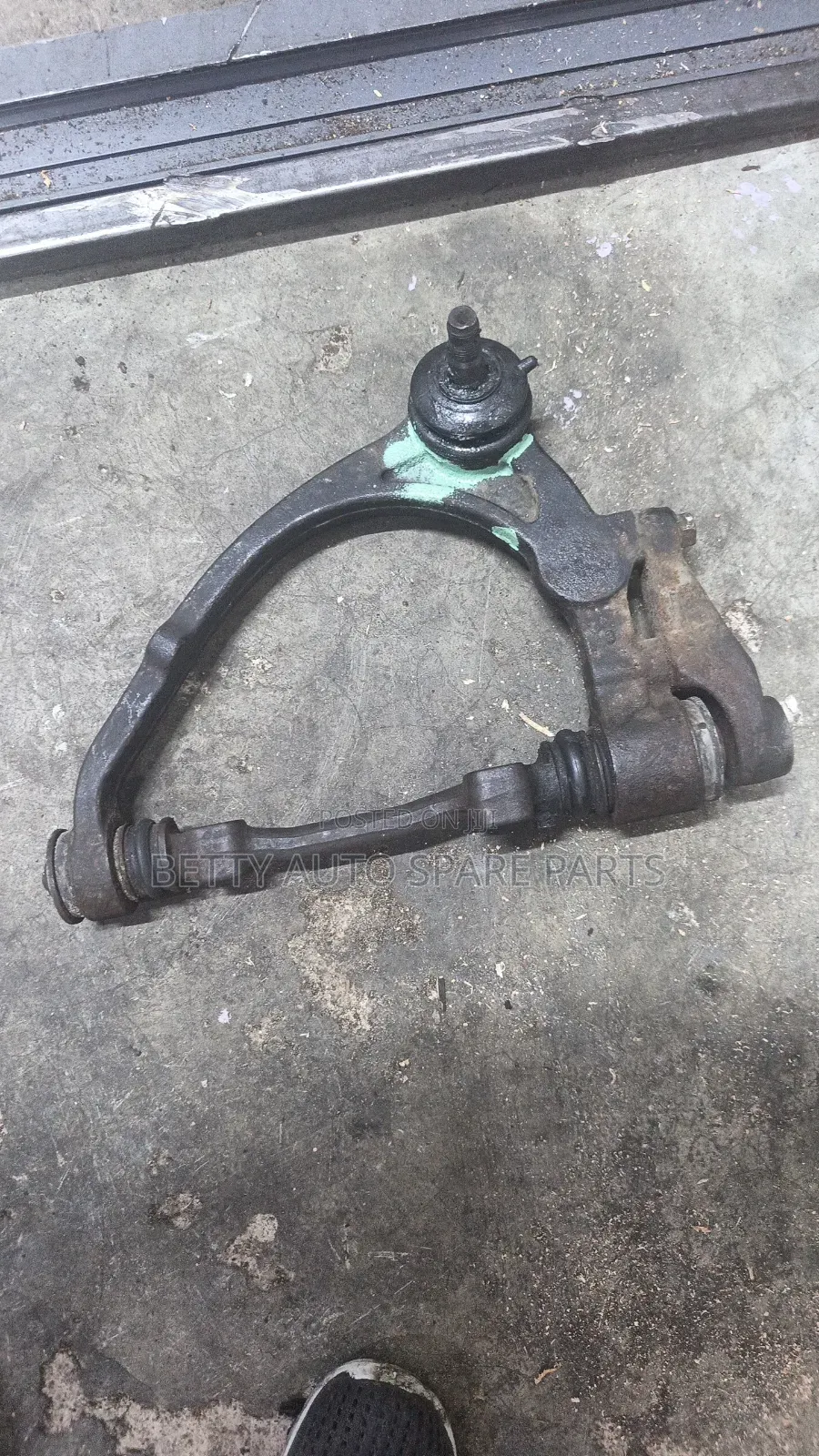 Toyota 7 L Upper Arm