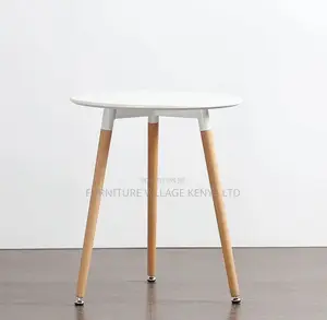 Dining Table; Round Wooden Outdoor Dining Table