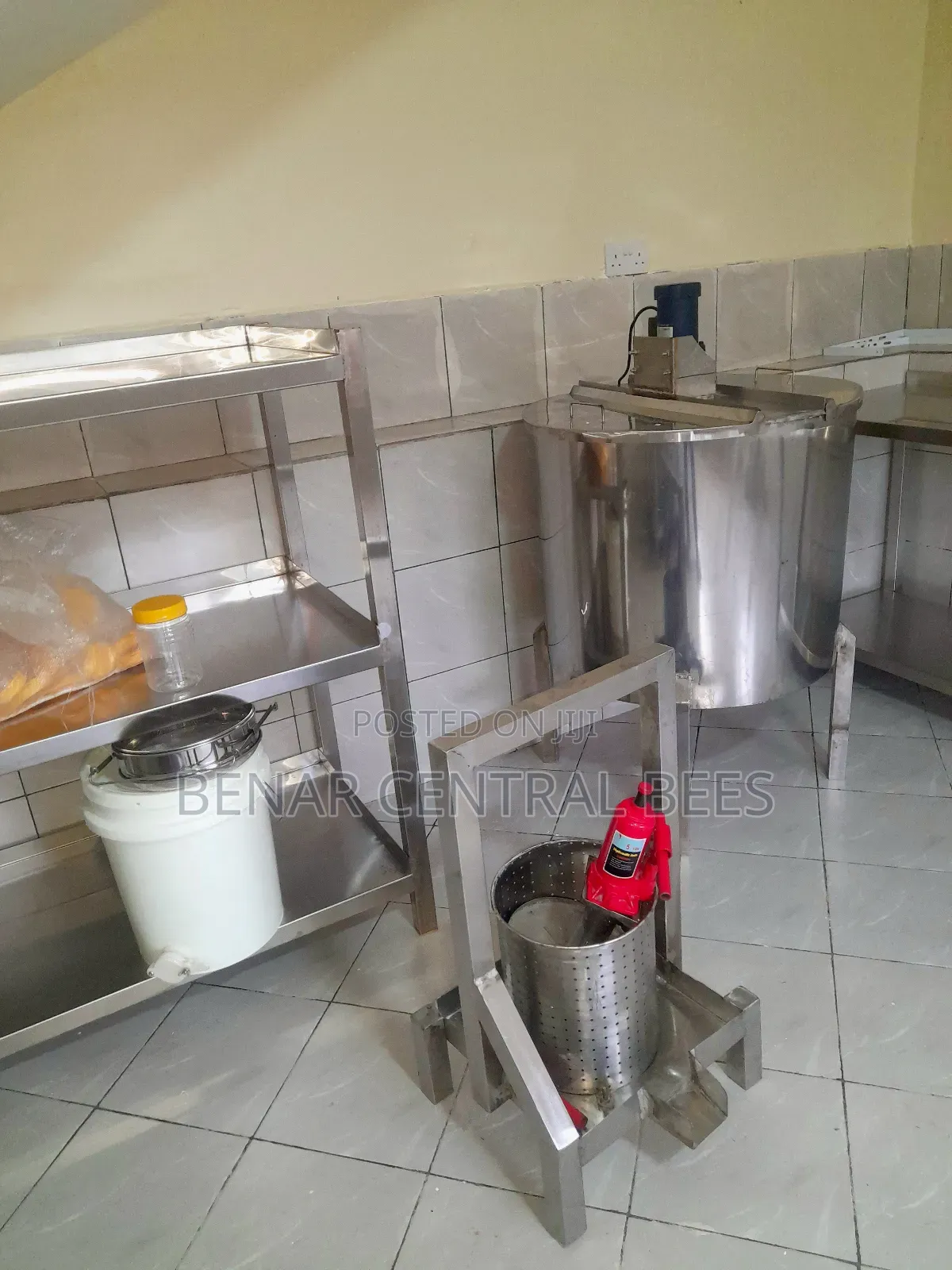 Electric Honey Extractor