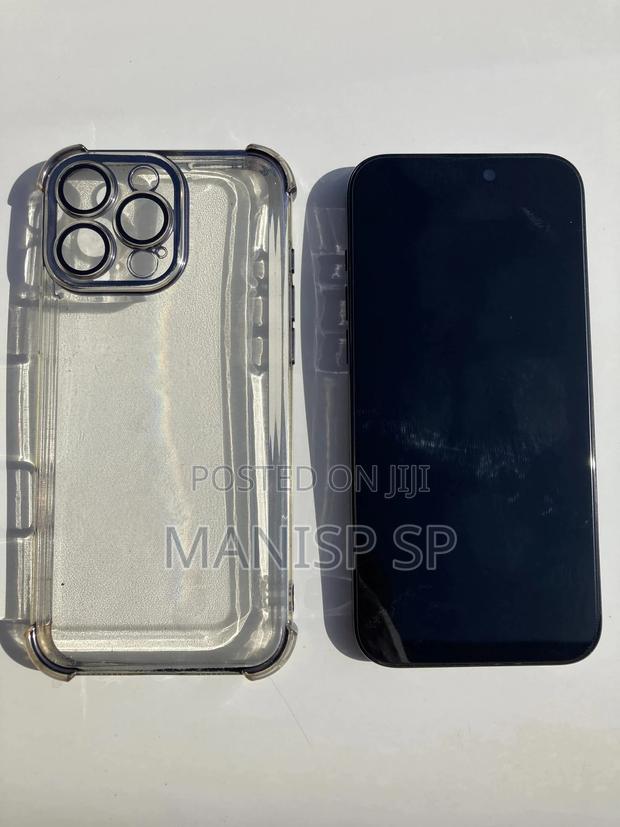 Apple iPhone 16 Pro Max 256 GB Black - main view