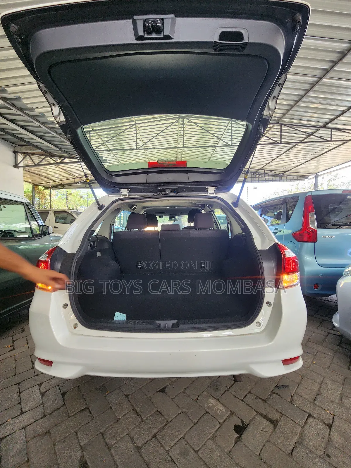 Toyota Corolla Fielder 2019 White