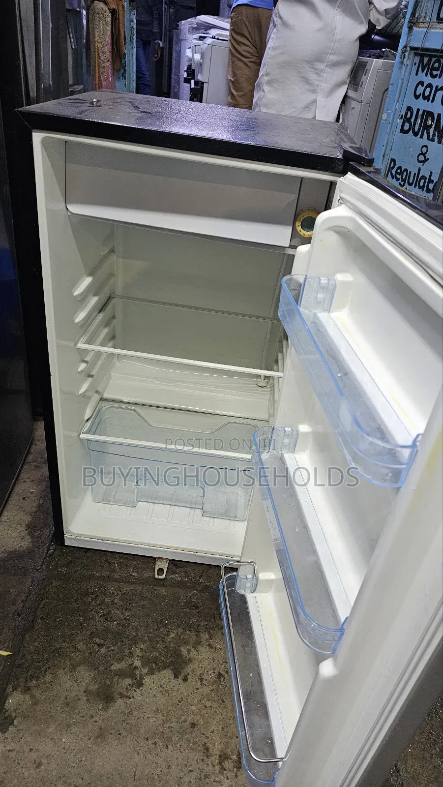 Von 90l Fridge ,Used