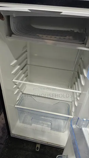 Von 90l Fridge ,Used