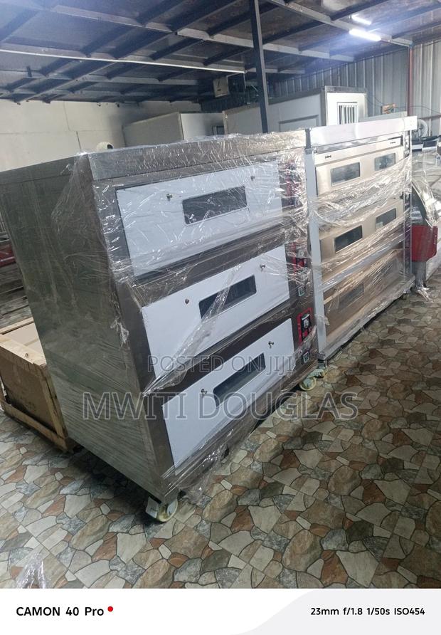 6trays Three Deck Bakery Oven - main view