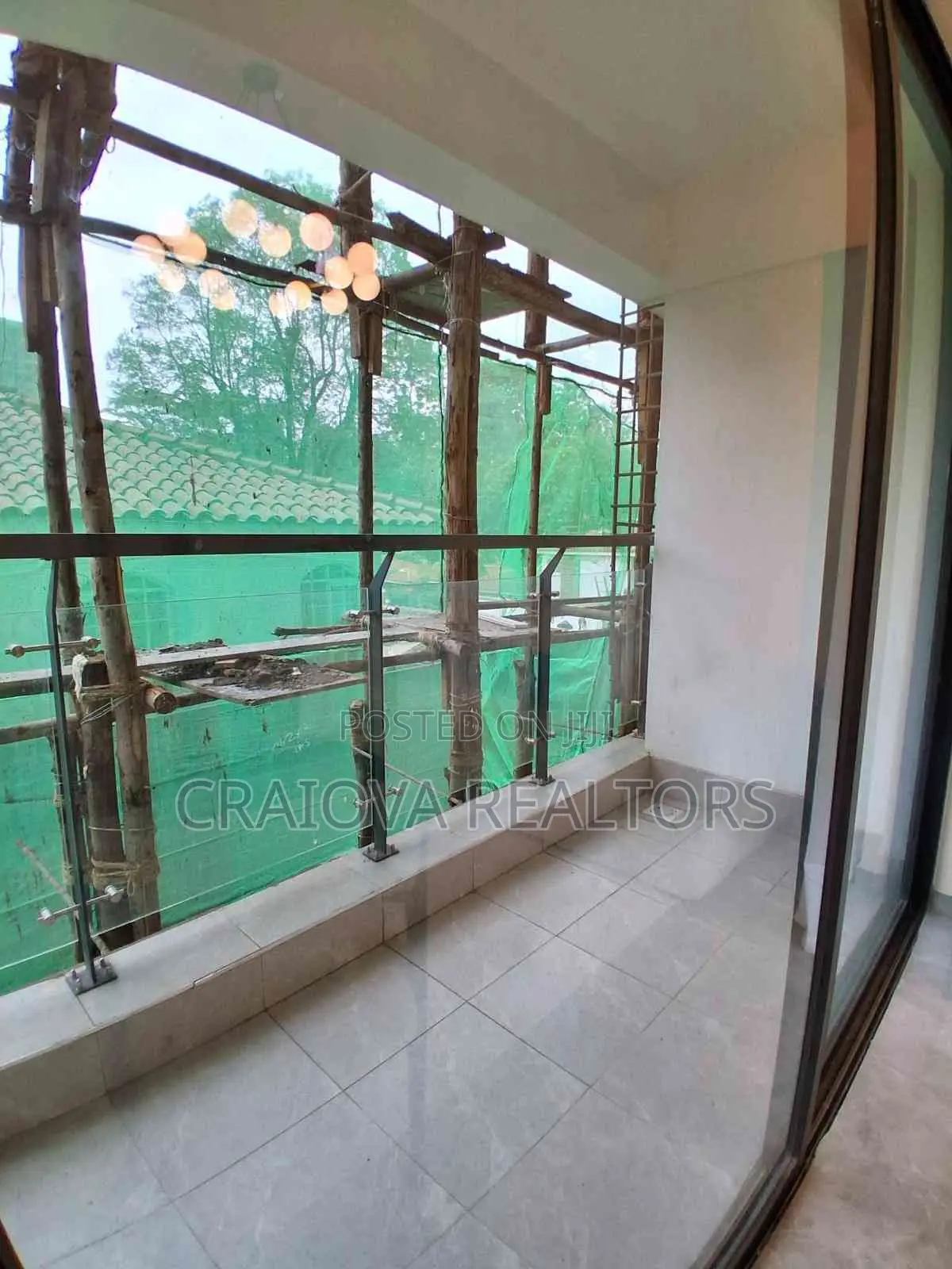 2bdrm Apartment in Valley Arcade for sale