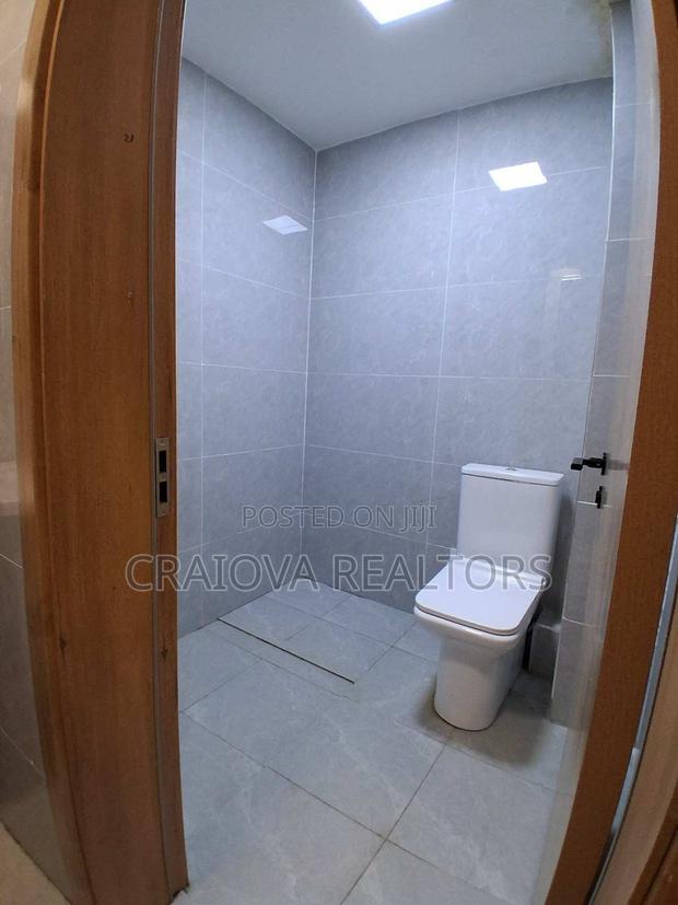 2bdrm Apartment in Valley Arcade for sale - thumbnail 15