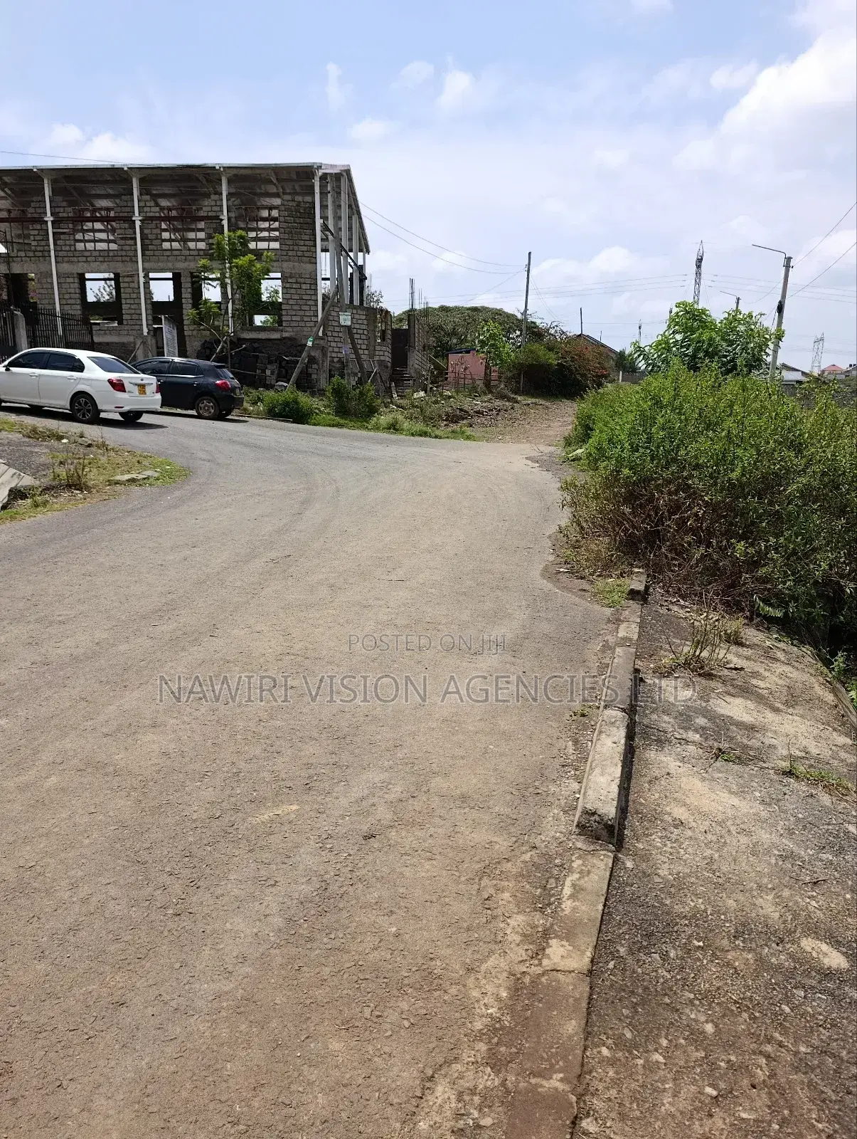3 Acres Plot for Sale in Chokaa, Hurlingham