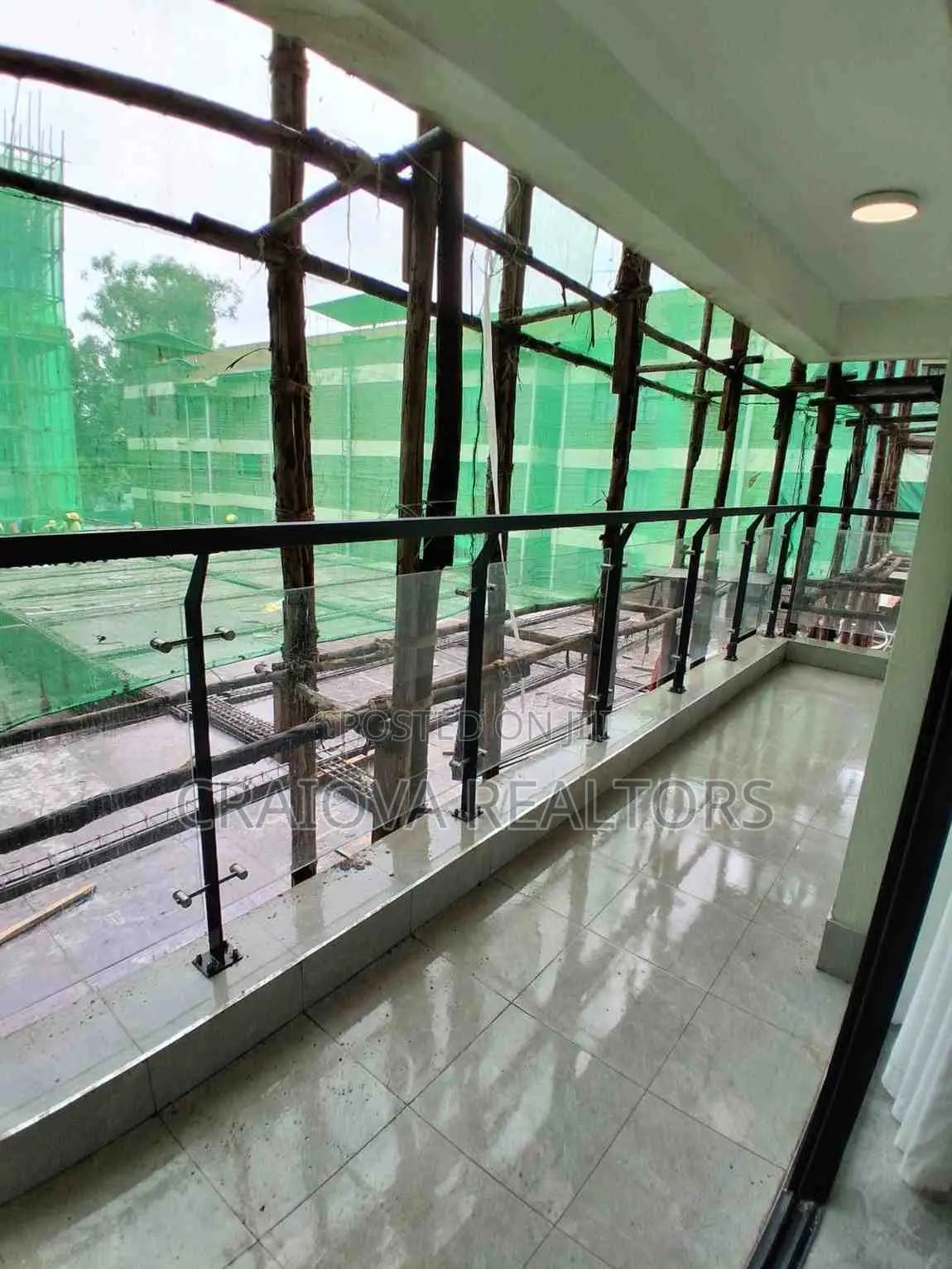 3bdrm Apartment in Valley Arcade for sale