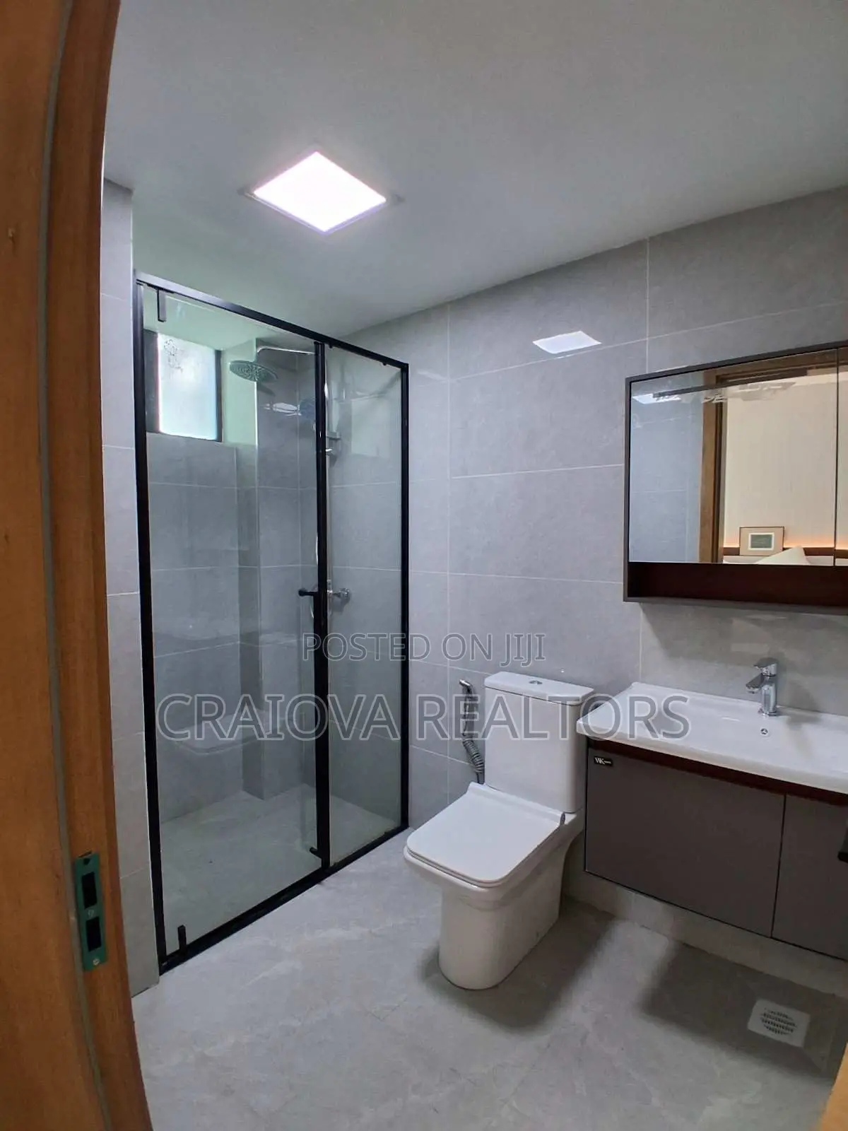 3bdrm Apartment in Valley Arcade for sale