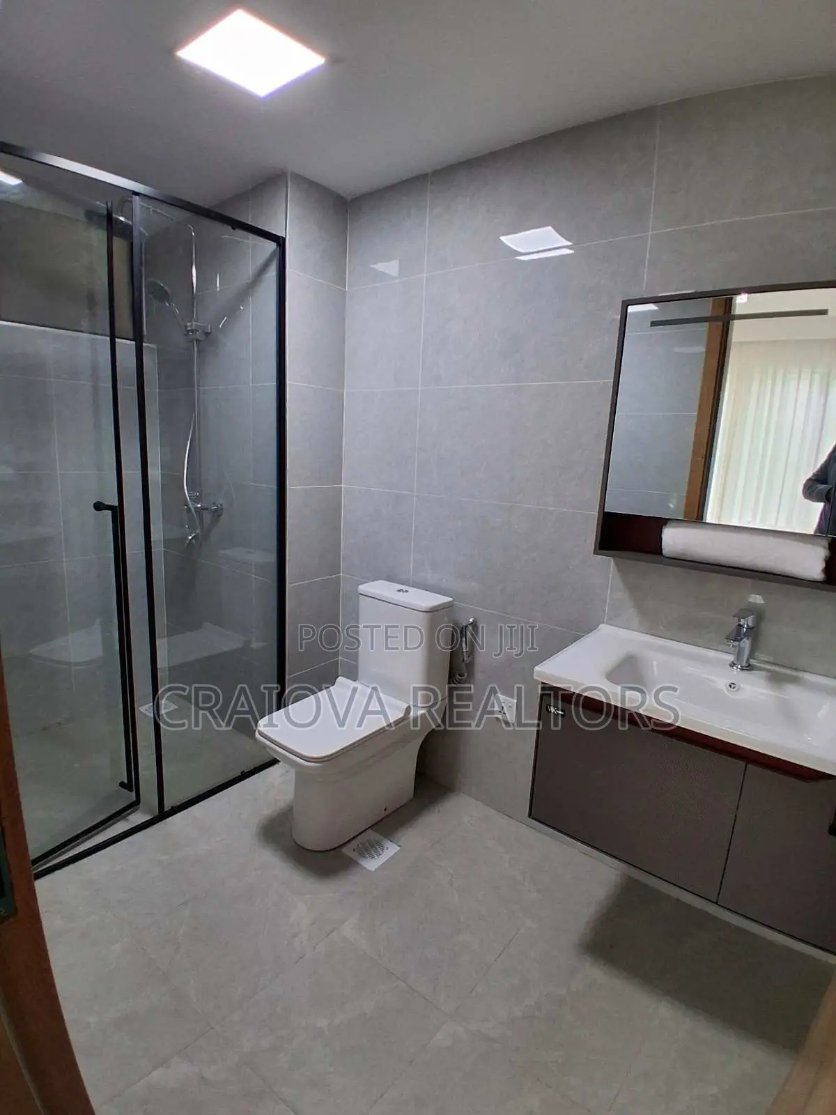 3bdrm Apartment in Valley Arcade for sale