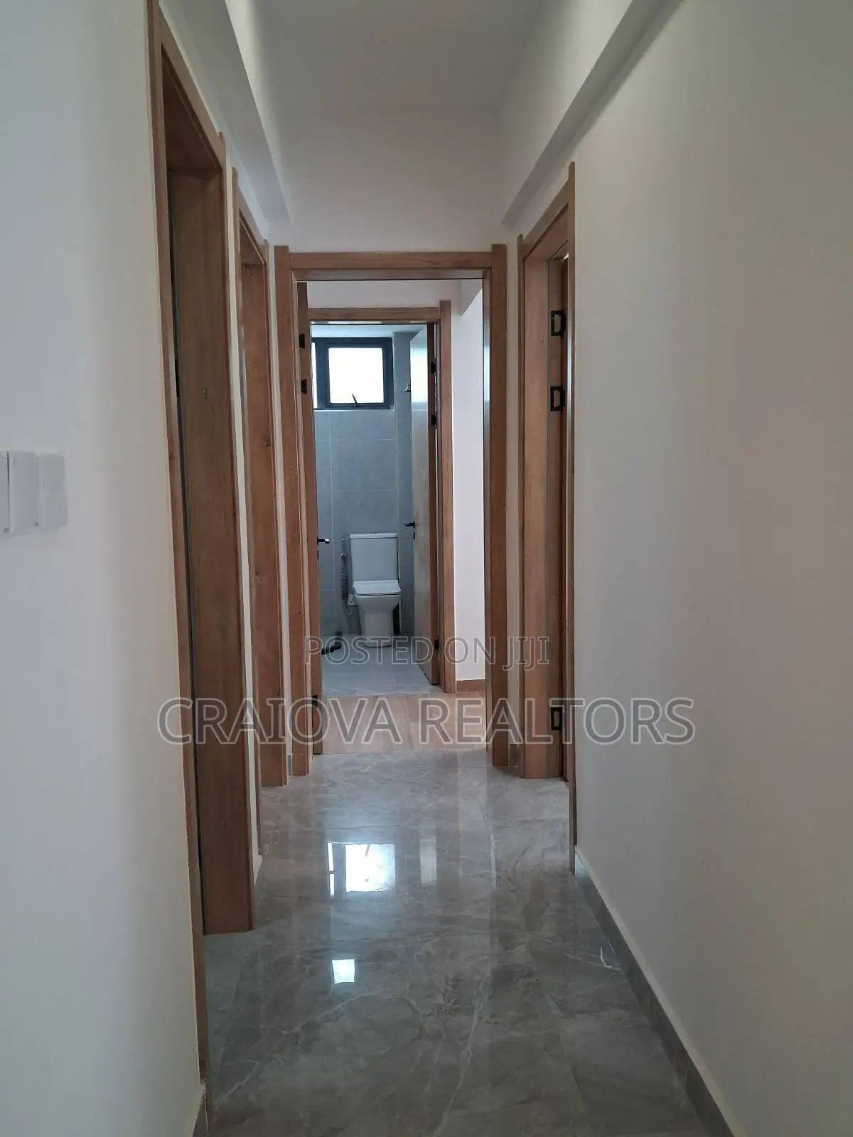 3bdrm Apartment in Valley Arcade for sale