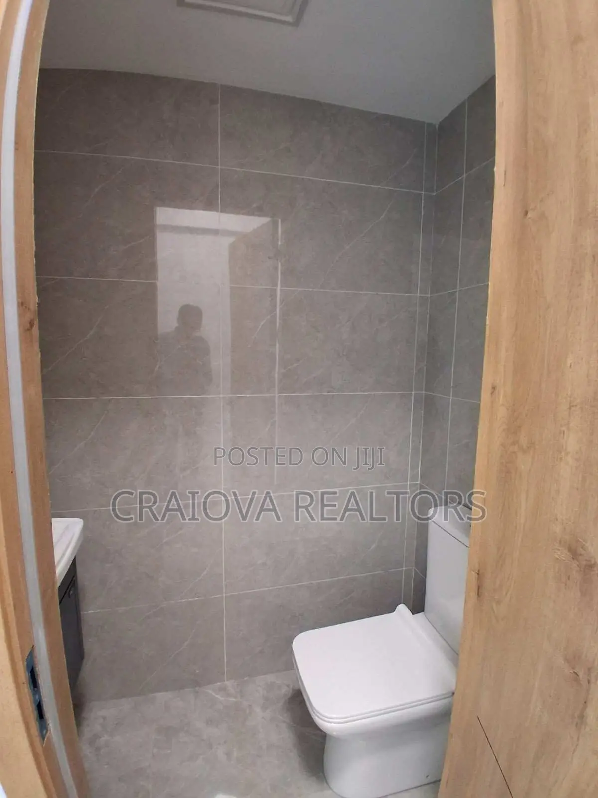 3bdrm Apartment in Valley Arcade for sale