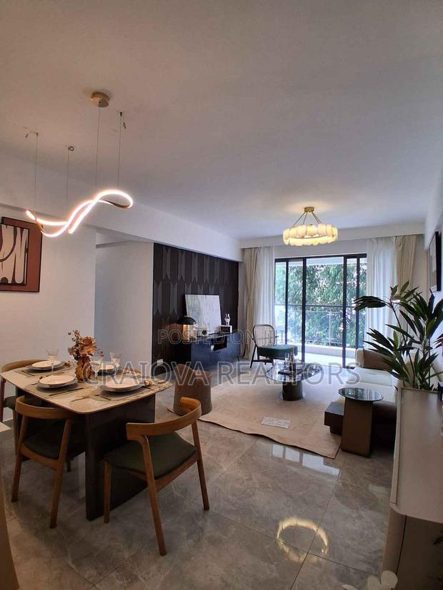 3bdrm Apartment in Valley Arcade for sale - main view