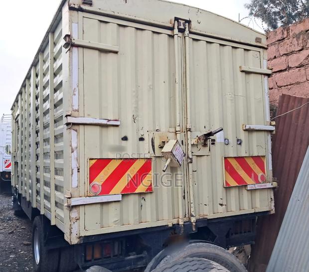 Mitsubishi Fh Lorry - thumbnail 5