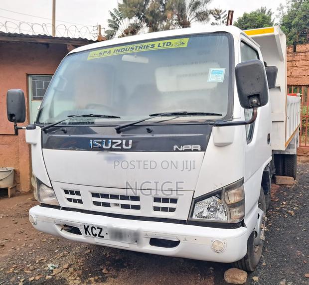 Isuzu NPR Tipper - thumbnail 2