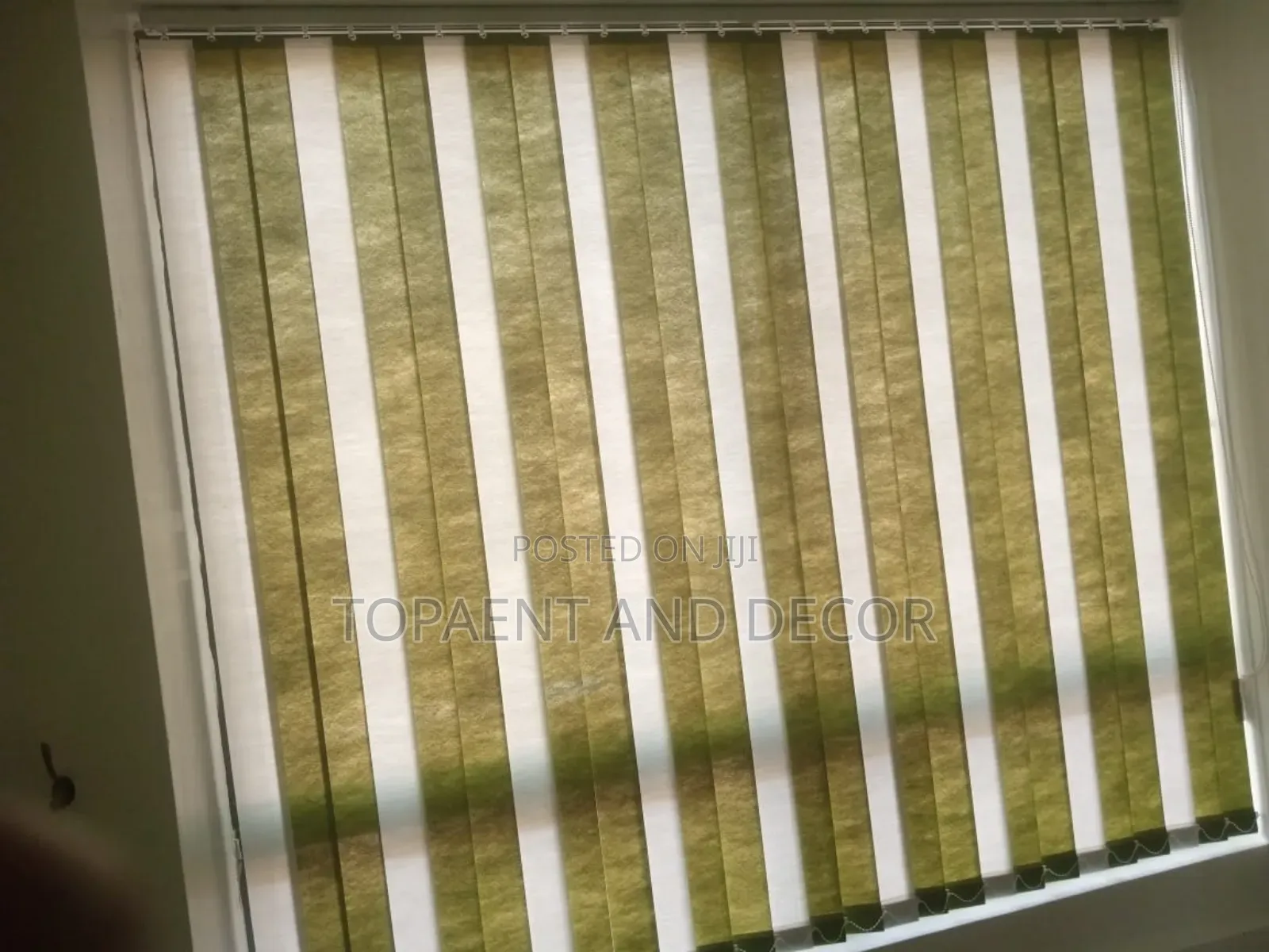 Light Filtering Mix and Match Office Blinds