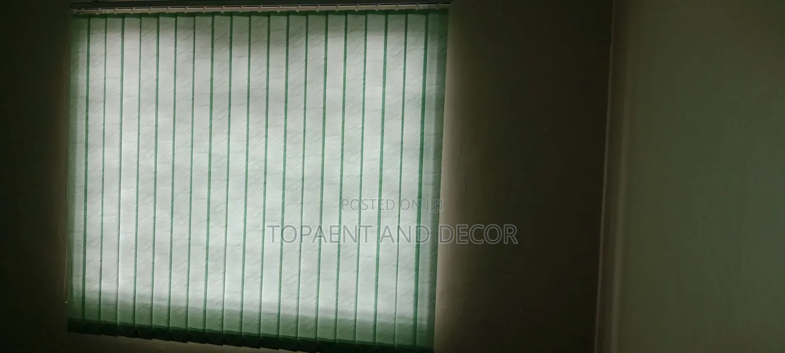 Well Covering Window Blinds