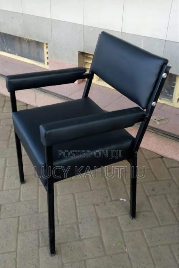 Black Armrest Office Chair