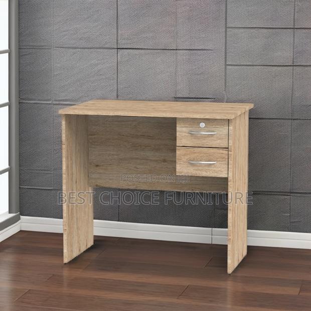 Office Desk : Local Office Desk in an Oak Finish. - thumbnail 3