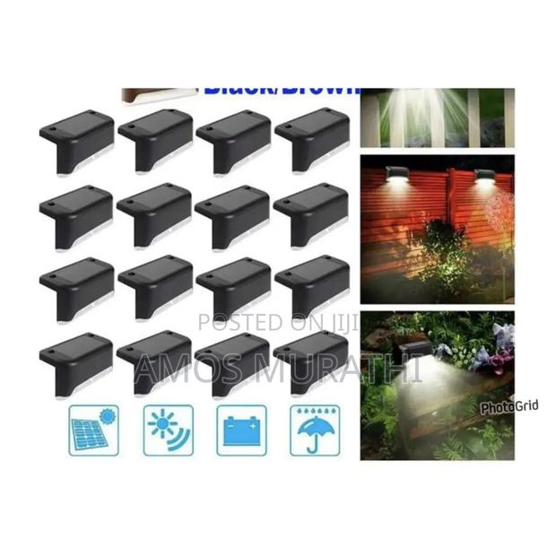 8 Piece Solar Lights - main view