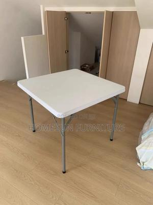 Square Foldable Table - main view