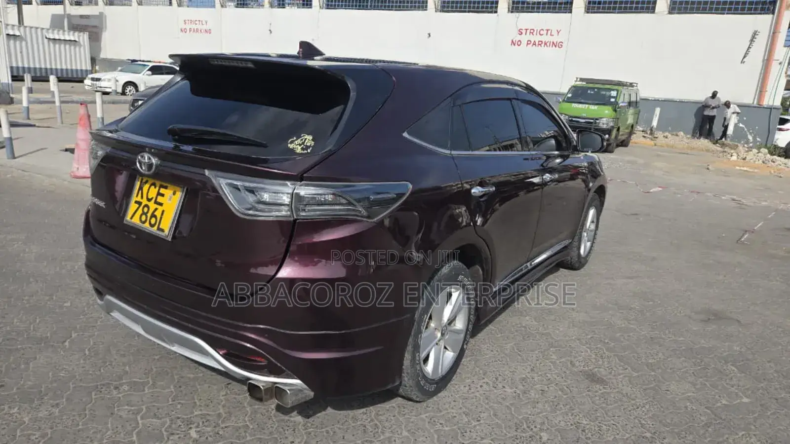 Toyota Harrier 2014 Maroon
