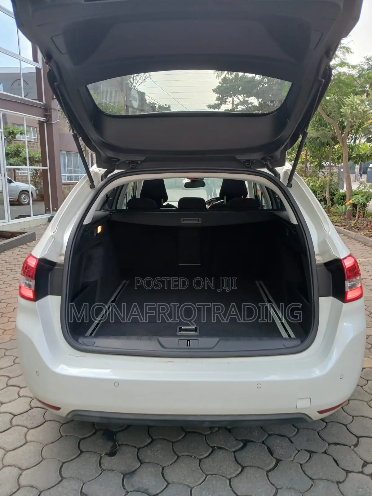 Peugeot 308 2017 White