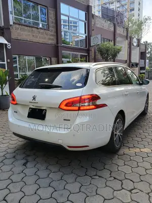 Peugeot 308 2017 White